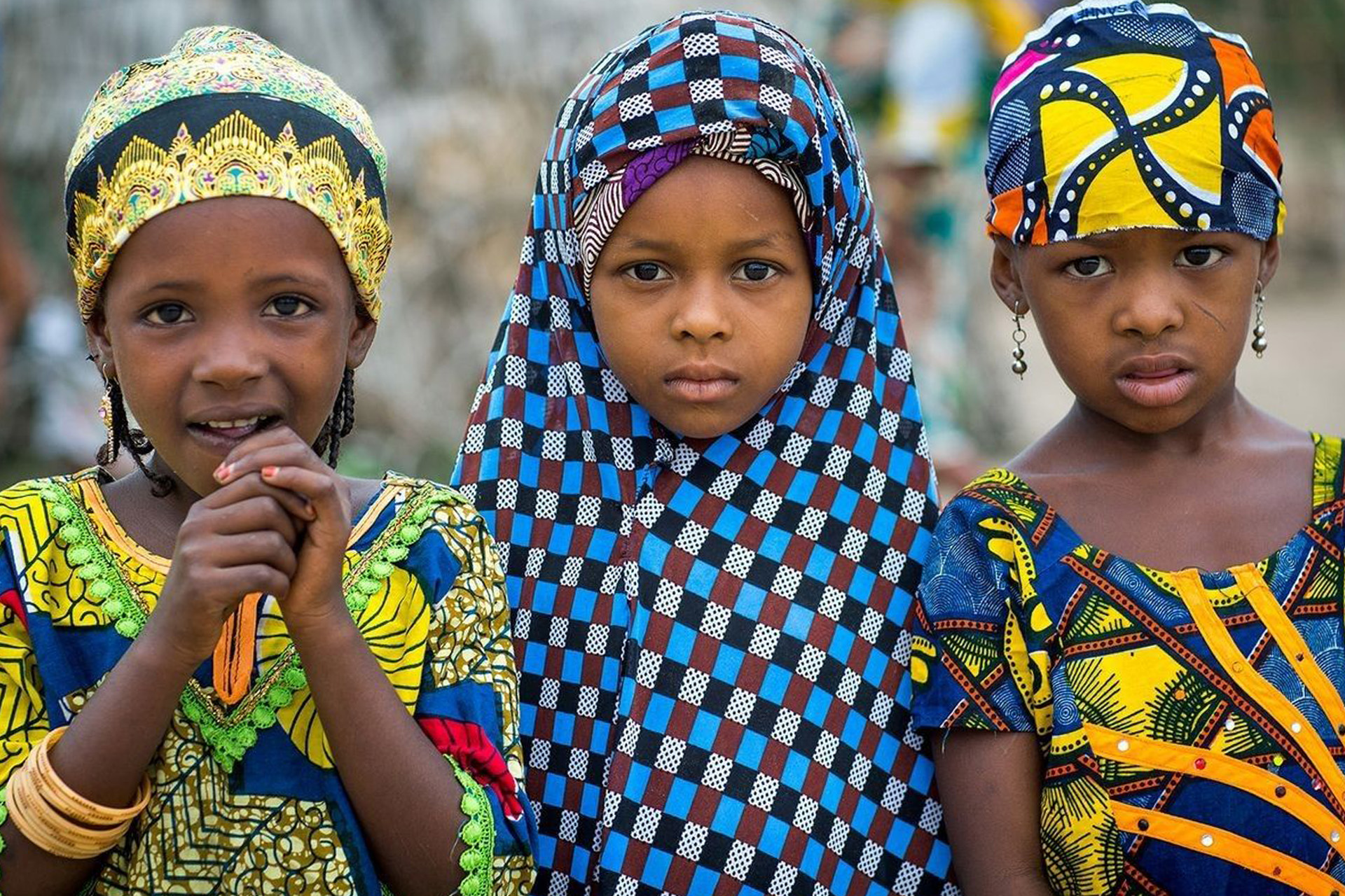 West african. Северная Африка люди. Одежда людей в Африке. Дети африканцы в национальных костюмах. Жители тропической Африки.