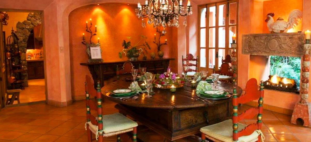 casa-san-miguel-dining-table