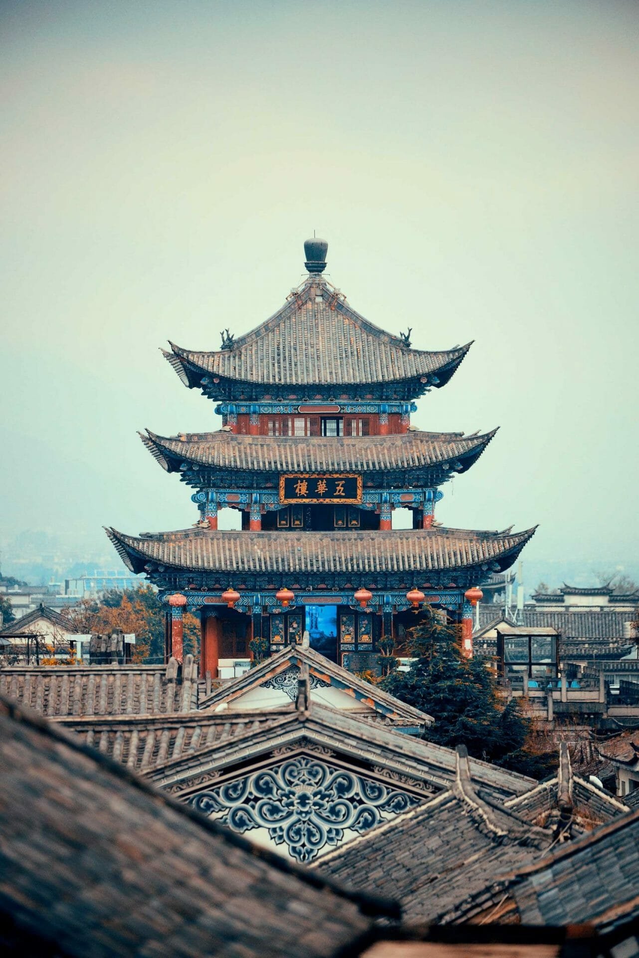 China-templo-ciudad-vieja-scaled