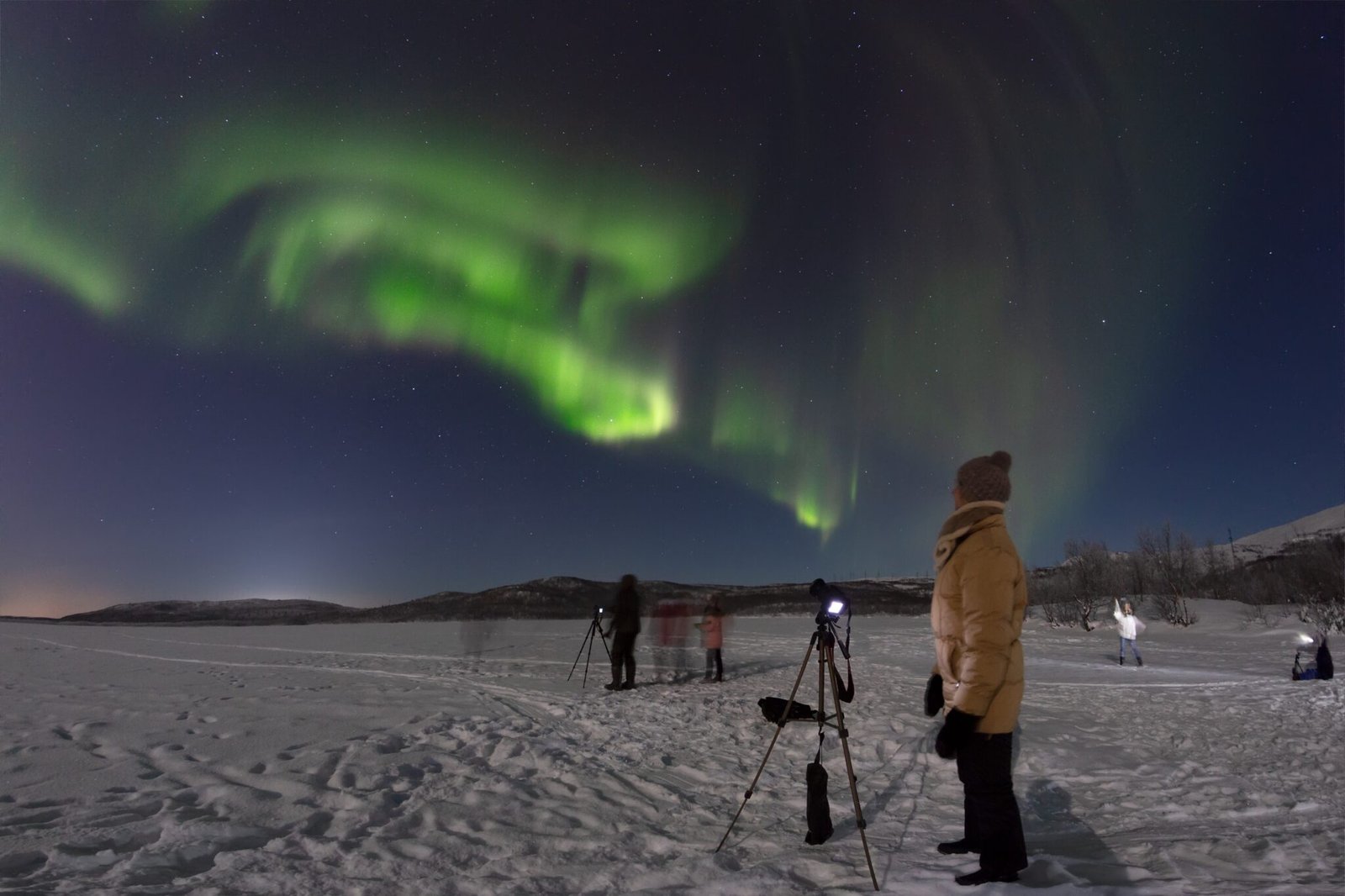 aurora-borealis-2024-10-17-11-43-21-utc
