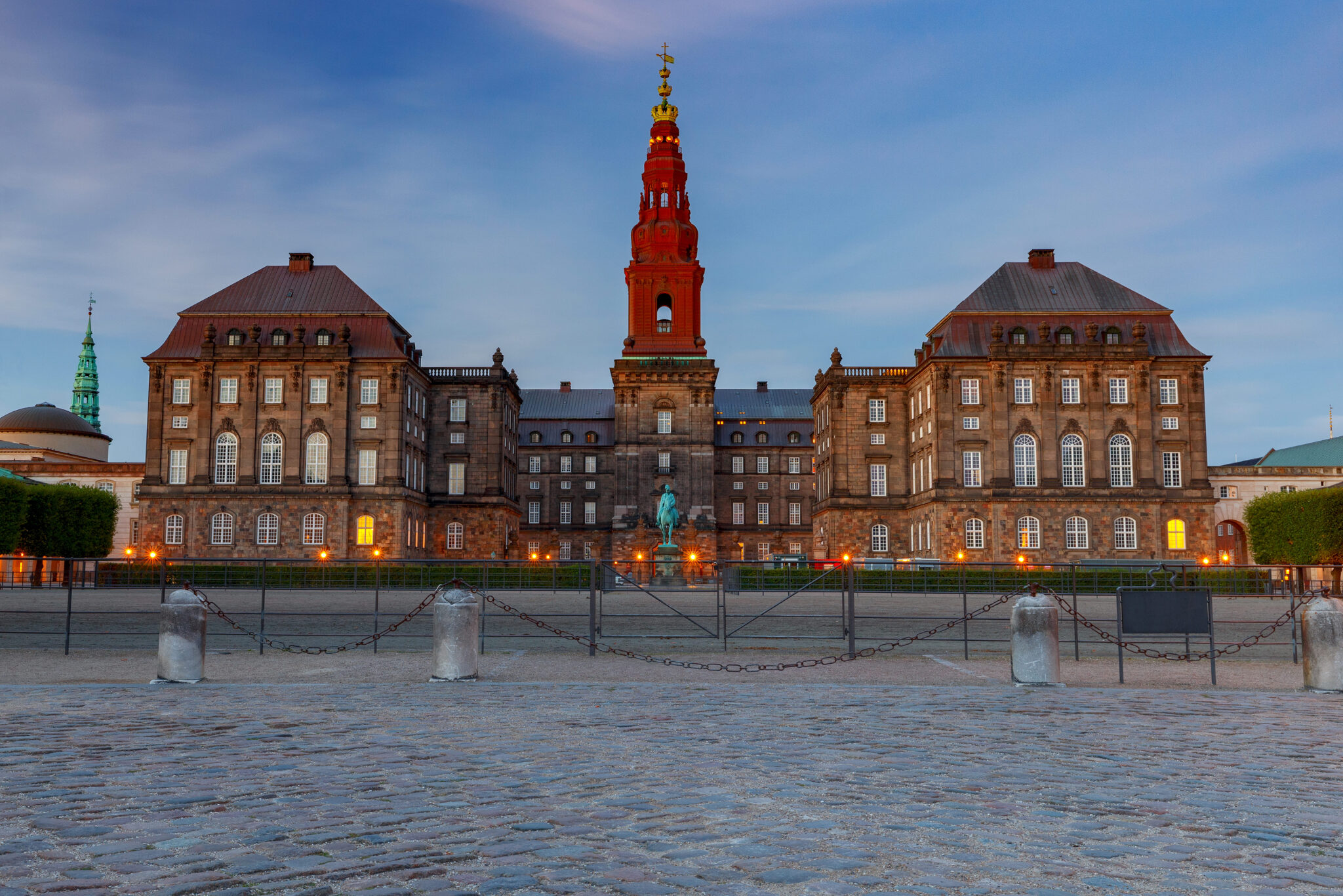 copenhagen-houses-of-parliament-christiansborg-2026-03-25-22-50-12-utc