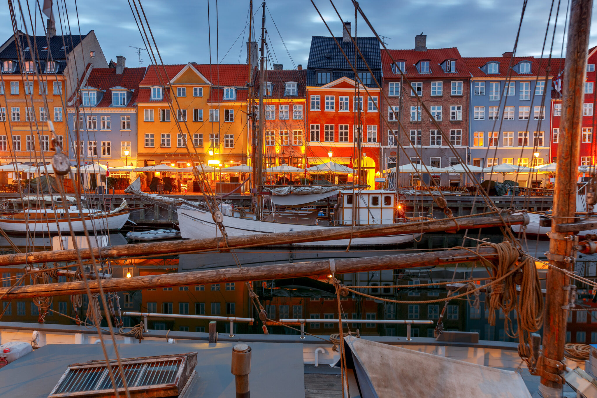 copenhagen-the-nyhavn-channel-is-at-dawn-2026-03-25-22-43-53-utc