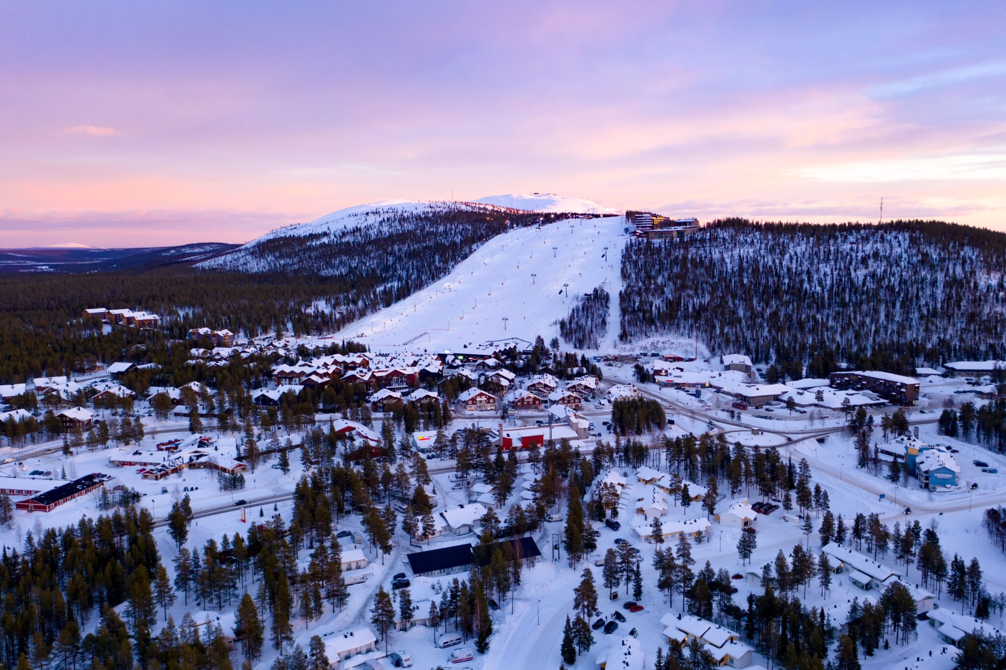 levi-ski-village-winter-evening-2026-03-18-13-09-51-utc