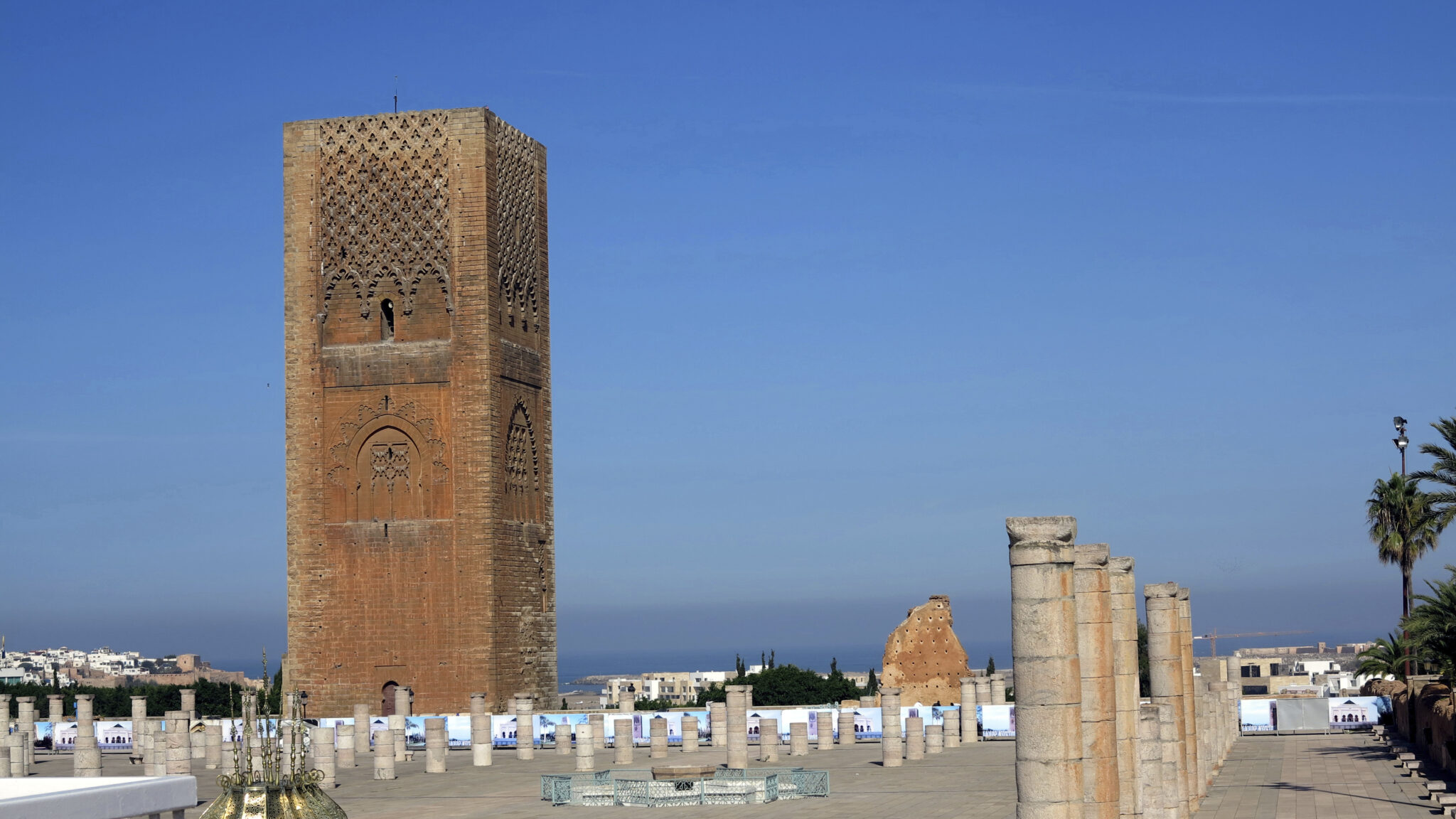 the-hassan-tower-tour-hassan-in-rabat-morocco-2026-03-26-08-35-36-utc